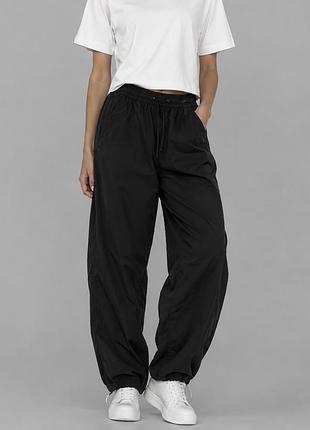 Uniqlo широкие спортивные/повседневные штаны парашюты