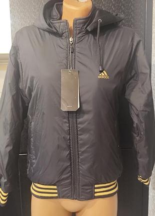 Куртка adidas м-л размера