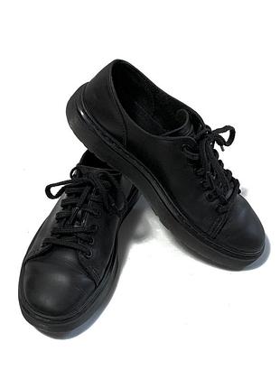 Чорні шкіряні жіночі кеди dr martens