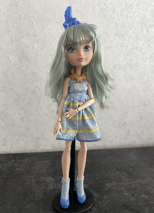 Лялька ever after high