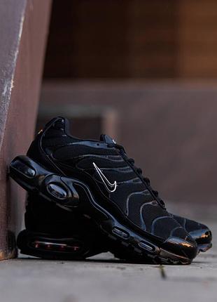 Nike air max plus tn black