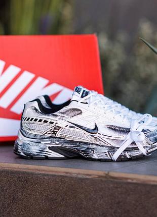 Nike initiator custom white black