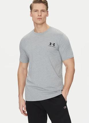 Футболка under armour