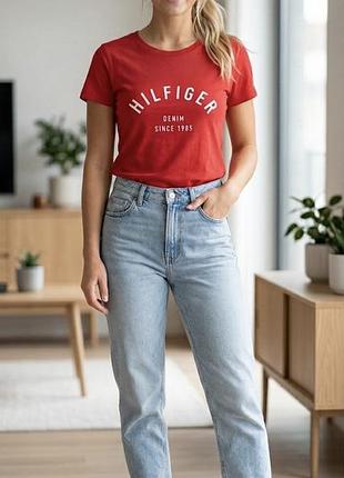 Жіноча яскраво-червона футболка tommy hilfiger | розмір m