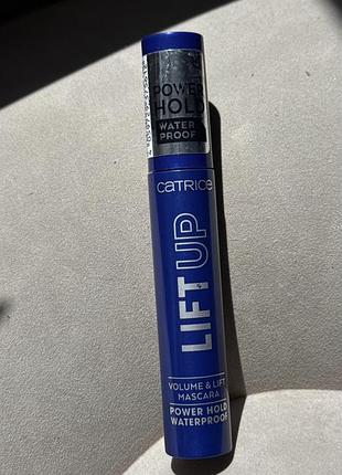 Водостійка туш для вій catrice lift up volume & lift mascara waterproof 010 deep black, 11 мл