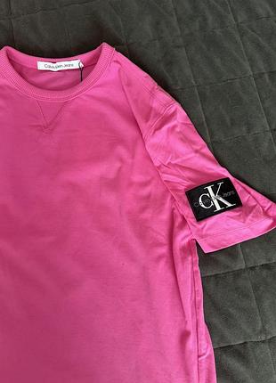 Футболка calvin klein jeans