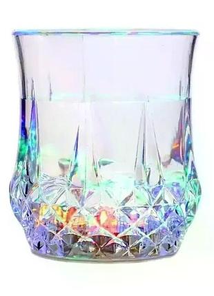 Стакан flash cup 200 мл с led-подсветкой • светящийся стакан flash cup 0,20 л с автоматическим включением для напитков