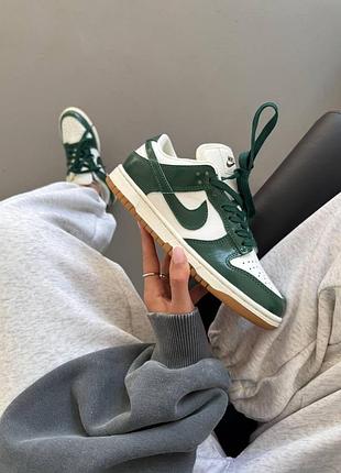 Белые кроссовки унисекс nike sb dunk low green ostrich white х данк 40