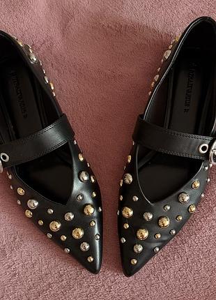 Балетки stradivarius