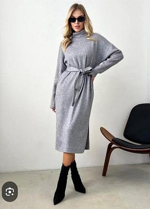 Стильна тепла сукня жіноча