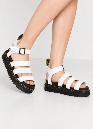 Женские оригинальные кожаные сандалии dr. martens