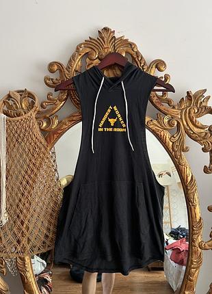 Спортивна майка з капюшоном under armour the rock