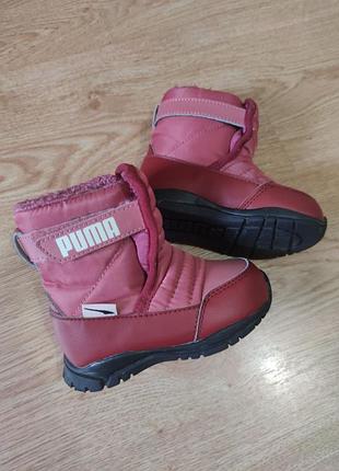 Дитячі зимові черевики дутики для дівчинки puma nieve boot.  21 розмір. устілка 14 см