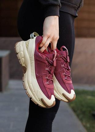 Nike zoom vomero roam team red