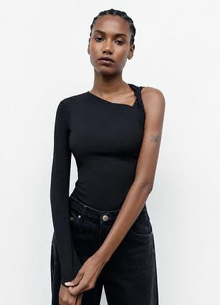 Асиметричне боді zara