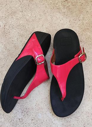 Шкіряні шльопанці-в'єтнамки fitflop 🩷