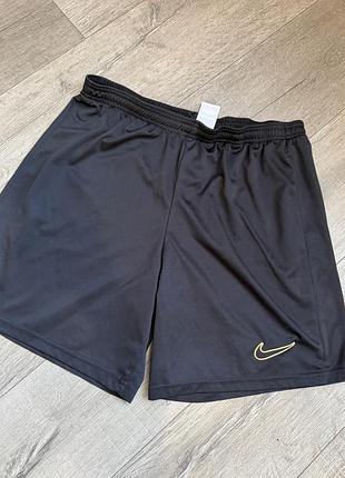 Шорти спортивні, nike, одяг для тренування