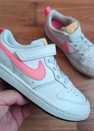 Оригинальные nike р30 длина стельки по факту 19.5см
ц599грн
