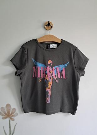 Сірий кроп-топ бренду з гранж-принтом гурту nirvana