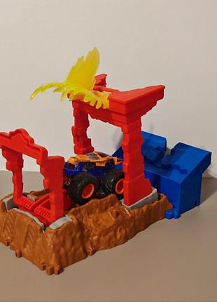 Трек hot wheels, комплект на фото, с машинкой hot wheels, игровой набор