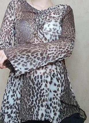 Легка шифонова блузка