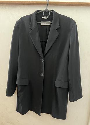 Жіночий піджак max mara made in italy
