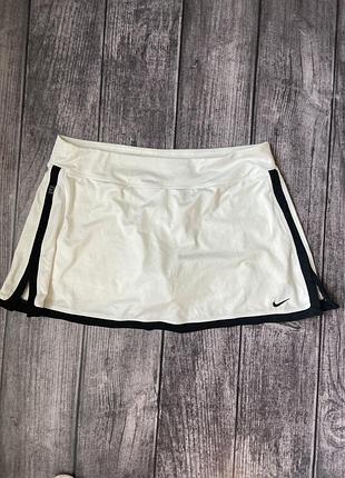 Біла спортивна тенісна спідниця-шорти nike dri-fit