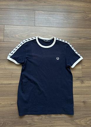 Чоловіча футболка fred perry