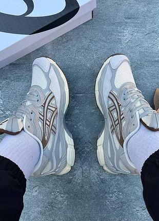 Кросівки asics