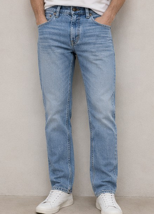 Чоловічі джинси wrangler greensboro w28 l32, світло-блакитні