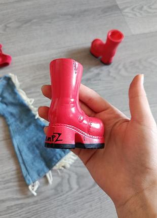Одежда и обувь для куклы bratz (братц) 2