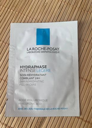 Саше-пробник інтенсивного зволожувального засобу la roche-posay hydraphase intense legere 24 години регідратації та заповнення вологою з гіалуроновою