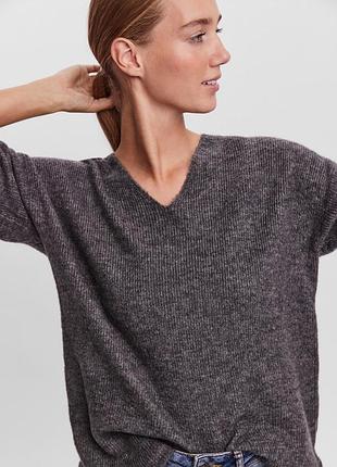 Светр жіночий vero moda сірого кольору , розмір s