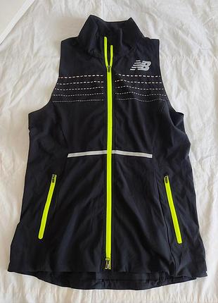 Спортивная футболка new balance
