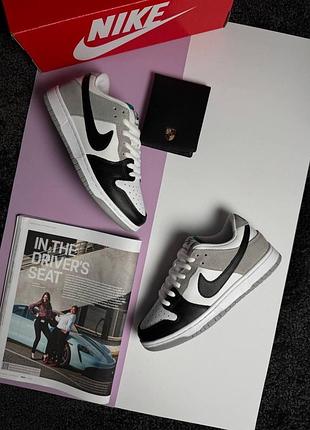 Жіночі кросівки nike sb dunk low pro white grey black