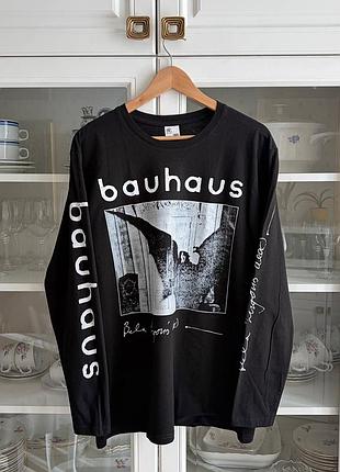 Новый лонгслив bauhaus - undead