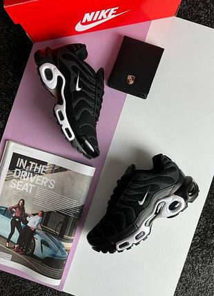 Жіночі кросівки nike air max plus white black reflective