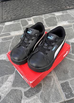 Кросівки для дівчинки puma