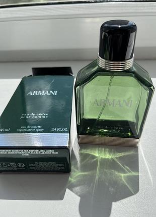 Пустий флакон з парфумів з коробкою armani
