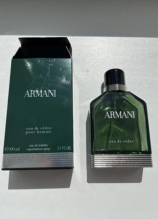 Пустий флакон з парфумів з коробкою armani