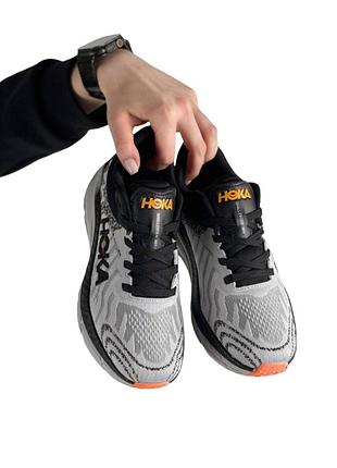 Жіночі кросівки hoka challenger art 7 grey