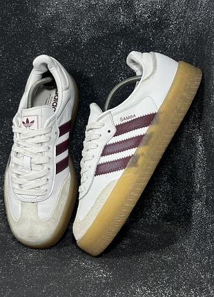 Шкіряні білі кросівки adidas samba