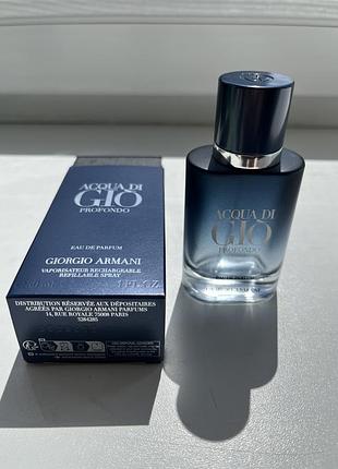 Пустий флакон з парфумів giorgio armani для інтерʼєру