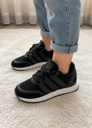 Кросівки adidas