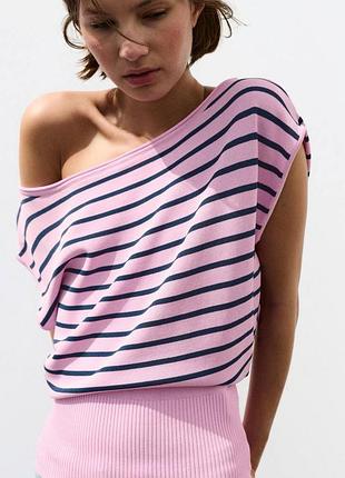 Трикотажний топ футболка pull&bear