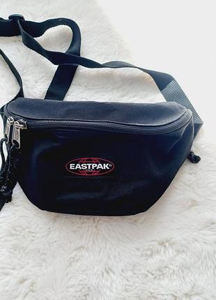 Мужская бананка eastpak