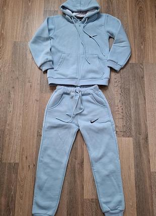 Новий теплий костюм nike