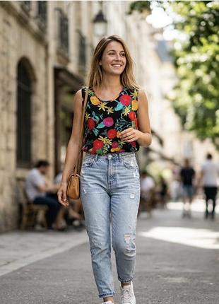 Яскрава та стильна блуза від бренду gigi modelle