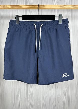 Oakley regular fit basic шорти з гарним базовим дизайном розмір м