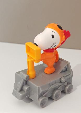 Peanuts mcdonalds toys snoopy woodstock pilot cart 3 inches pull back and go